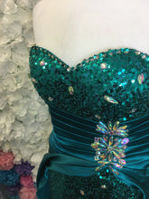 Load image into Gallery viewer, Sweetheart Sequin & Embellished Corset Back Hi-Lo Satin Formal Evening Gown Prom Dress